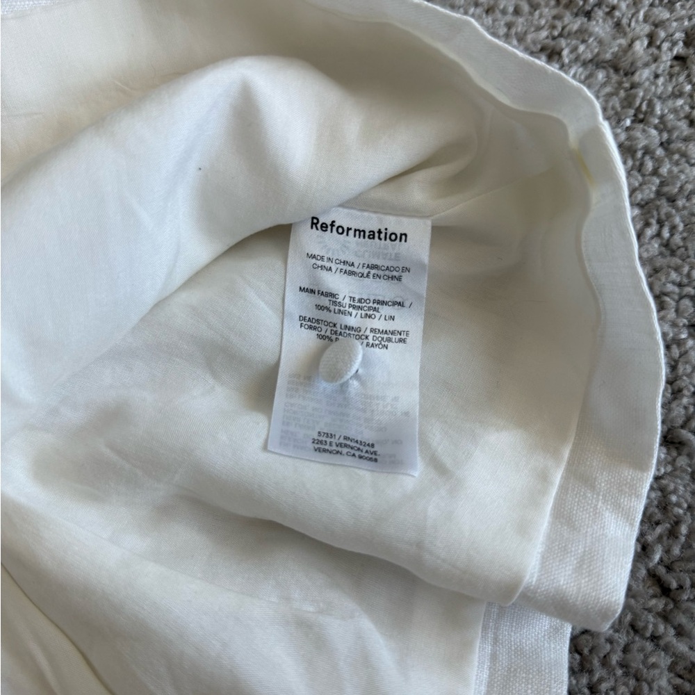 Reformation Linen Size 4 - Picture 9 of 13
